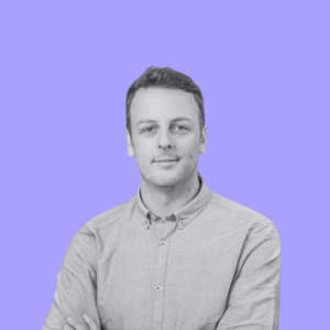 Headshot on colored background (3)